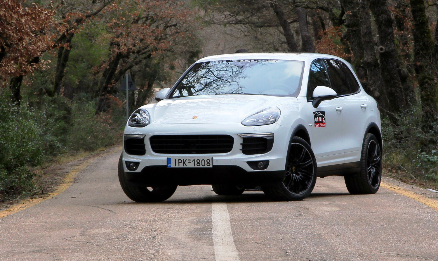 Porsche Cayenne S EHybrid 2015 SUV Drive